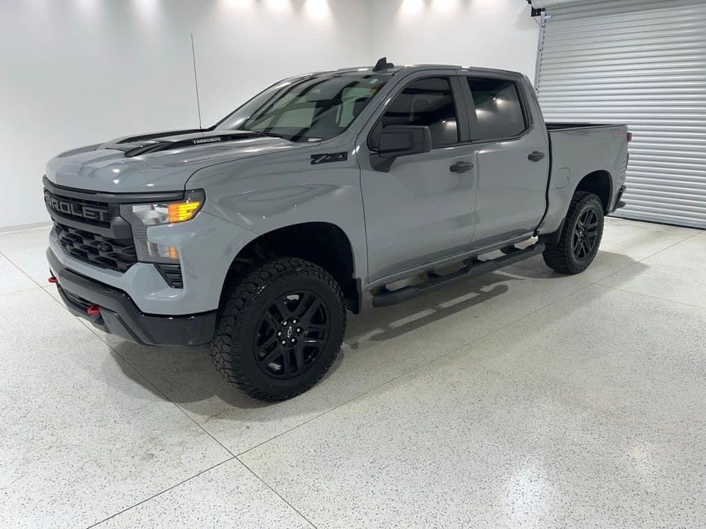 2024 Chevrolet Silverado 1500 Custom Trail Boss